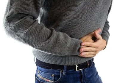 NHS warns common symptoms could be sign of condition 25,000 Brits get every year