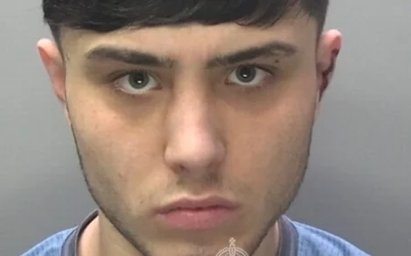 Man left covered in blood after knocking on neighbour's door to collect dog lead