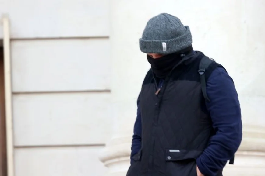 Policeman made 'sexually explicit' comments to women