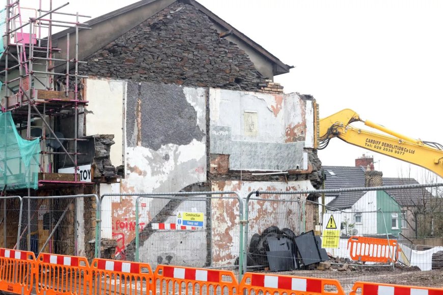 Indoor market that was bustling heart of Welsh town smashed to bits and flattened