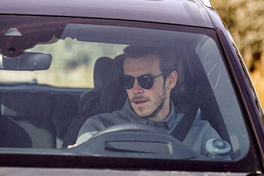 Gareth Bale's reaction to Man Utd training ground spoke volumes on unlikely visit