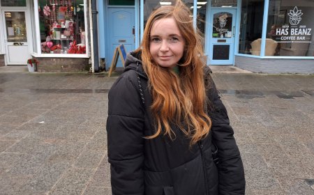 Locals concerned as Ammanford nursery set to close due to minimum age of child