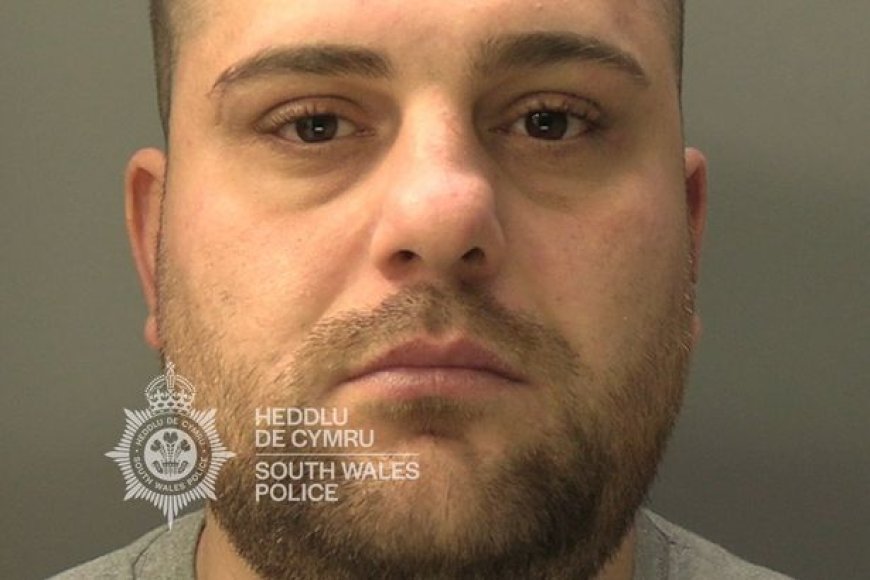 Illegal immigrants stole £500 from elderly man withdrawing cash from bank