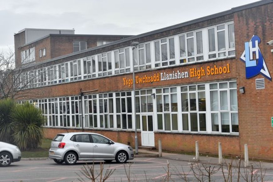 Police enforce closure of two Cardiff schools